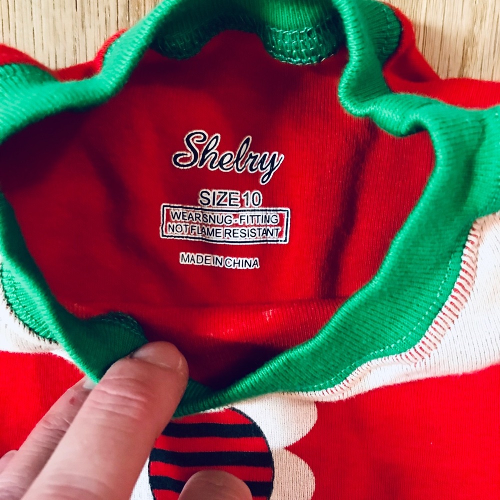 ๐ 3/$15 CHRISTMAS PJS - Picture 3 of 4